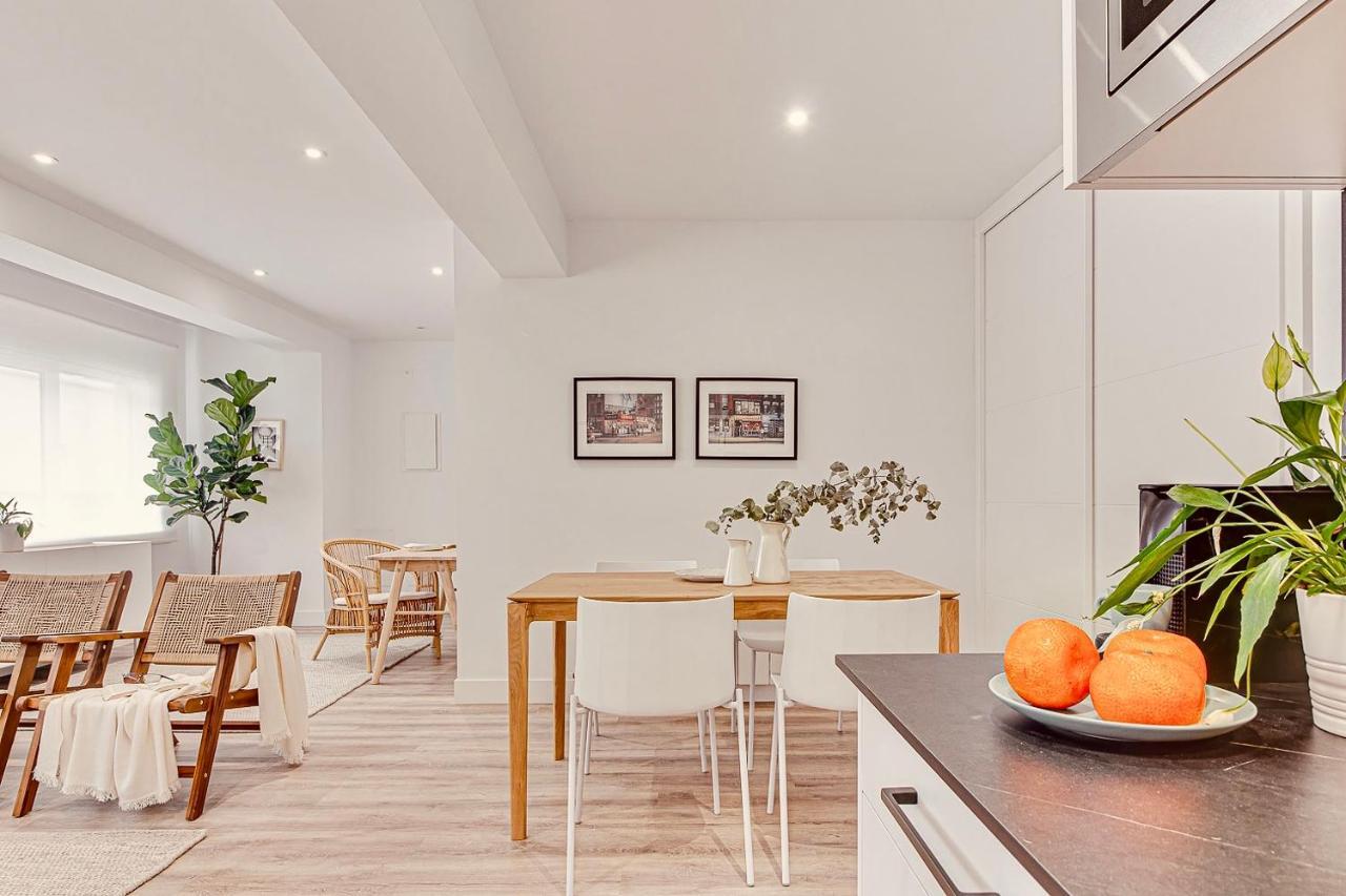 Main Street Deluxe Apartment A Coruna Luaran gambar